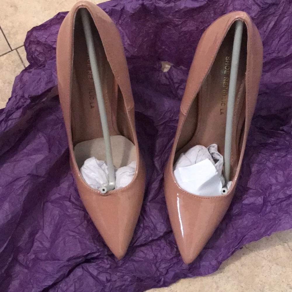 Lola Shotique’s Nude pumps!!
